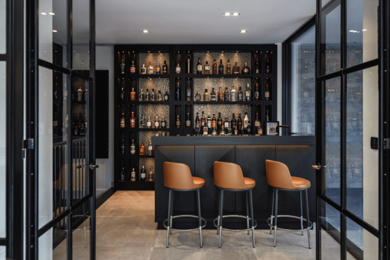 Creating a Home Bar: Essential Design Tips