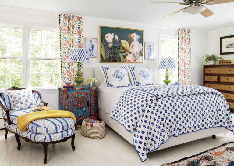 How to Mix and Match Patterns in Interior Design