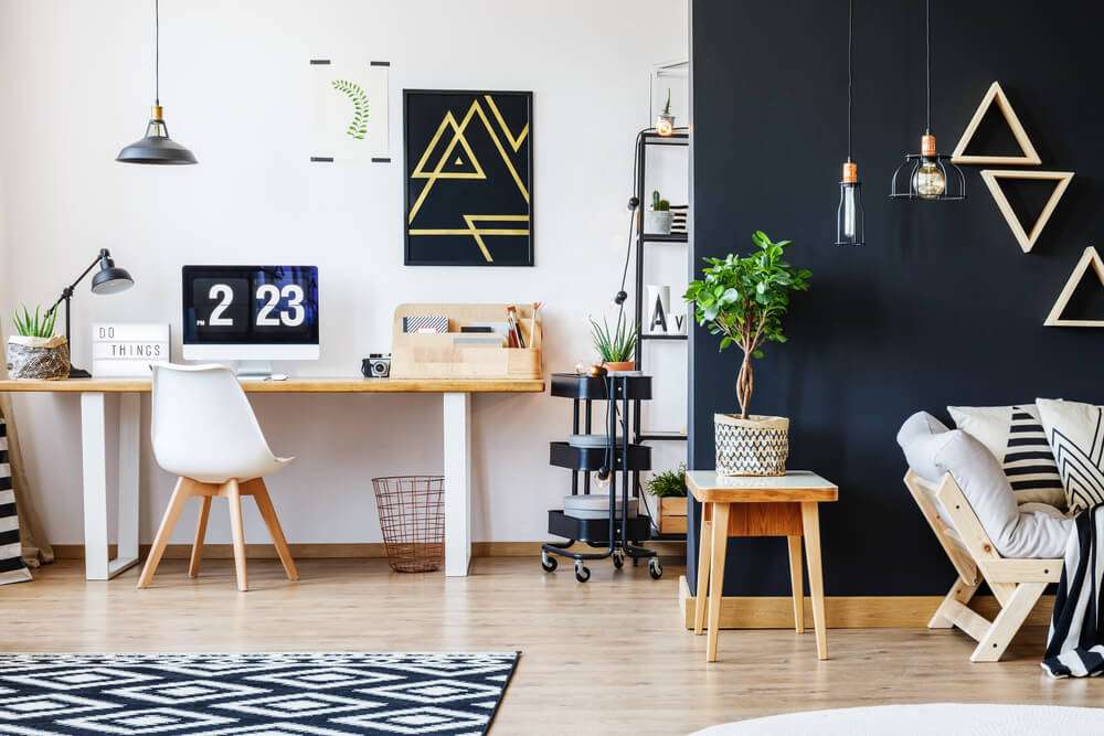 The traditional workday has evolved, with many people opting for remote work or hybrid work models. As the lines between work and personal life blur, creating a home environment that can seamlessly transition between work and leisure is essential. Enter the concept of hybrid workspaces—designing spaces that combine the functionality of a home office with the relaxation and comfort of a leisure area. A well-designed hybrid workspace can help boost productivity while providing a peaceful retreat to recharge after a busy workday. Let’s explore how you can effectively combine your home office and leisure areas into one multi-functional space that works for both your professional and personal needs.